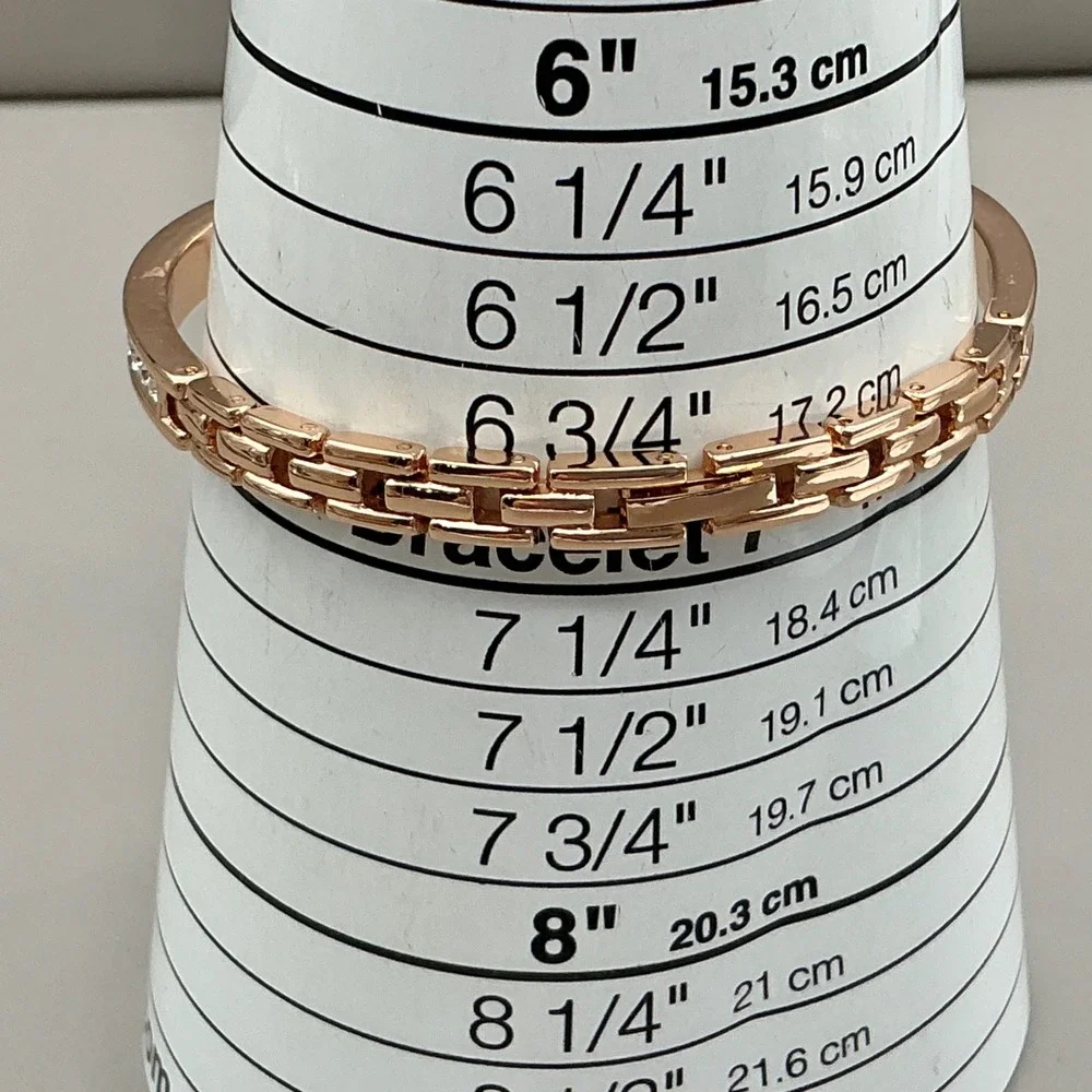 Ellen Tracy Watch Women's Rose Gold Tone Crystal Bracelet 30mm NEW BATTERY
